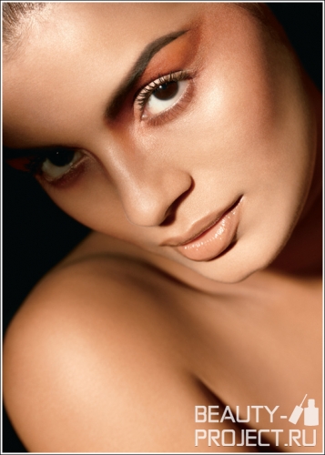 MAC & Mickey Contractor Collection for Spring 2011